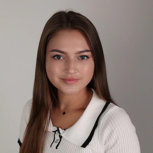 Nadiia S. — zespół S-WORK