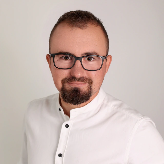Robert — zespół S-WORK